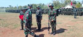 Lurah Plembutan Hadiri Penutupan Latihan Rute Panglima Soedirman Perwira Prajurit Karier TNI di Plem